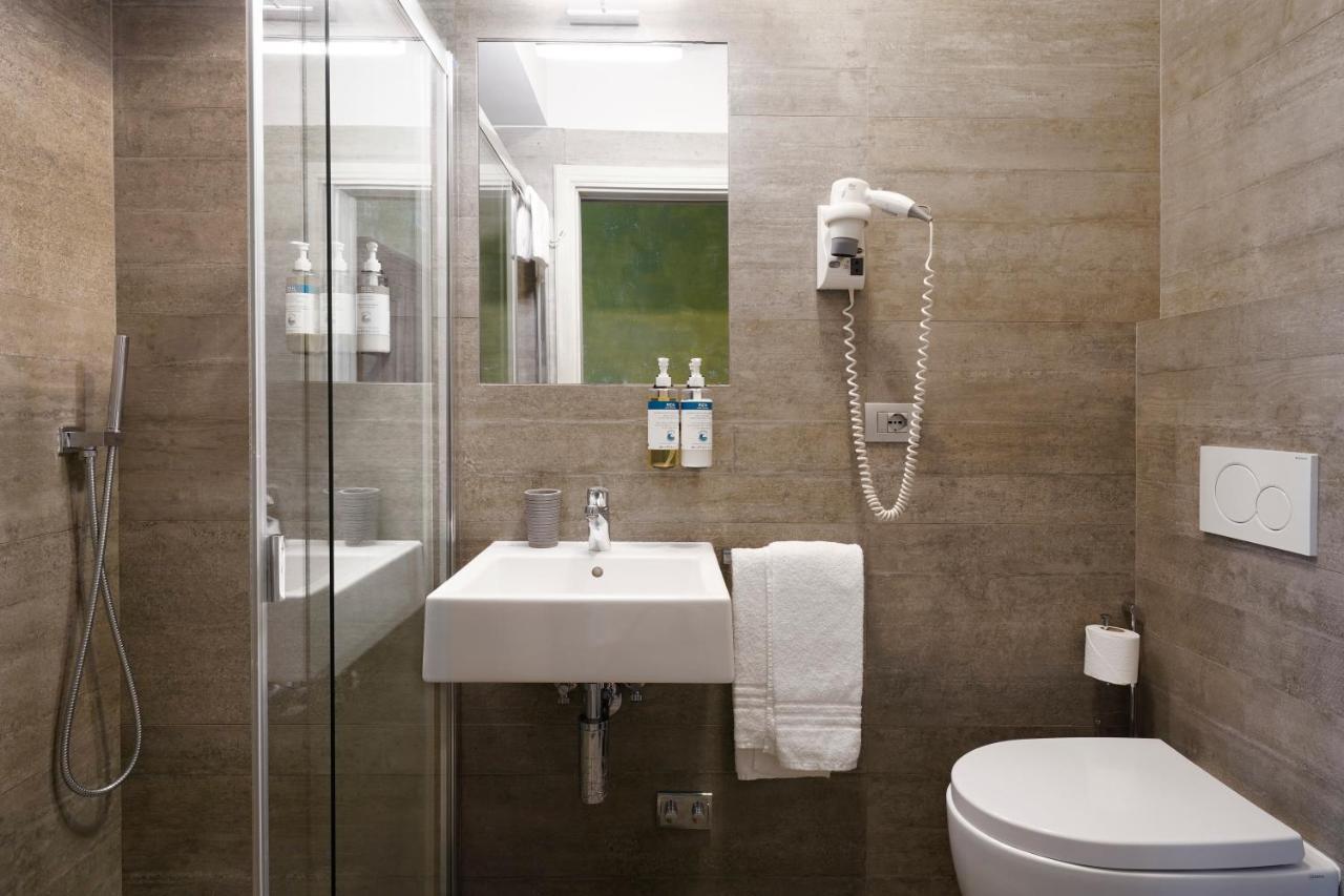 Hotel Numa Rodo 4*